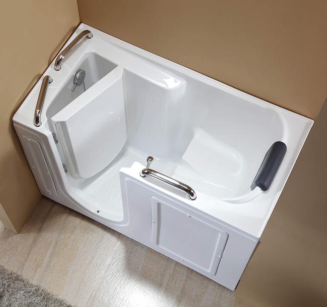 Walk-In Tubs Vs. Traditional Tubs
