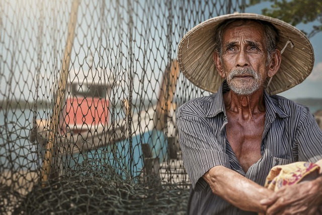 fisherman, old man, net